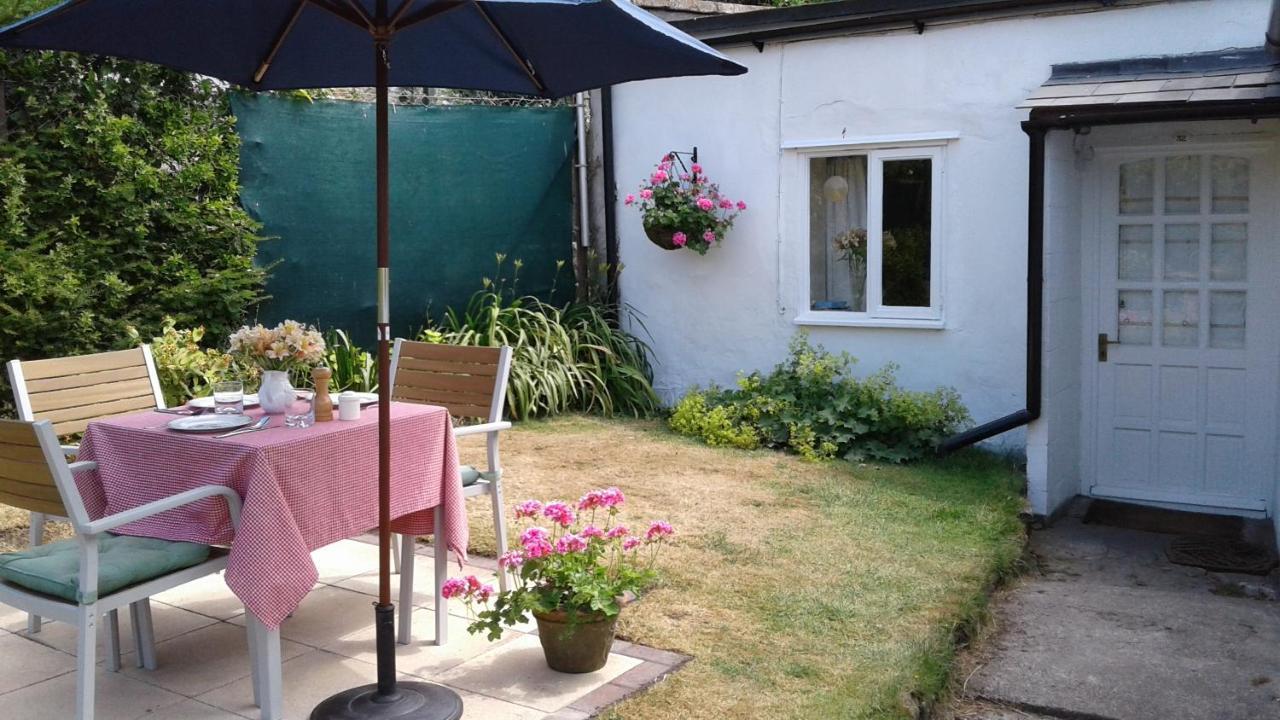 The Cottage At Weston Lawn Бат Экстерьер фото